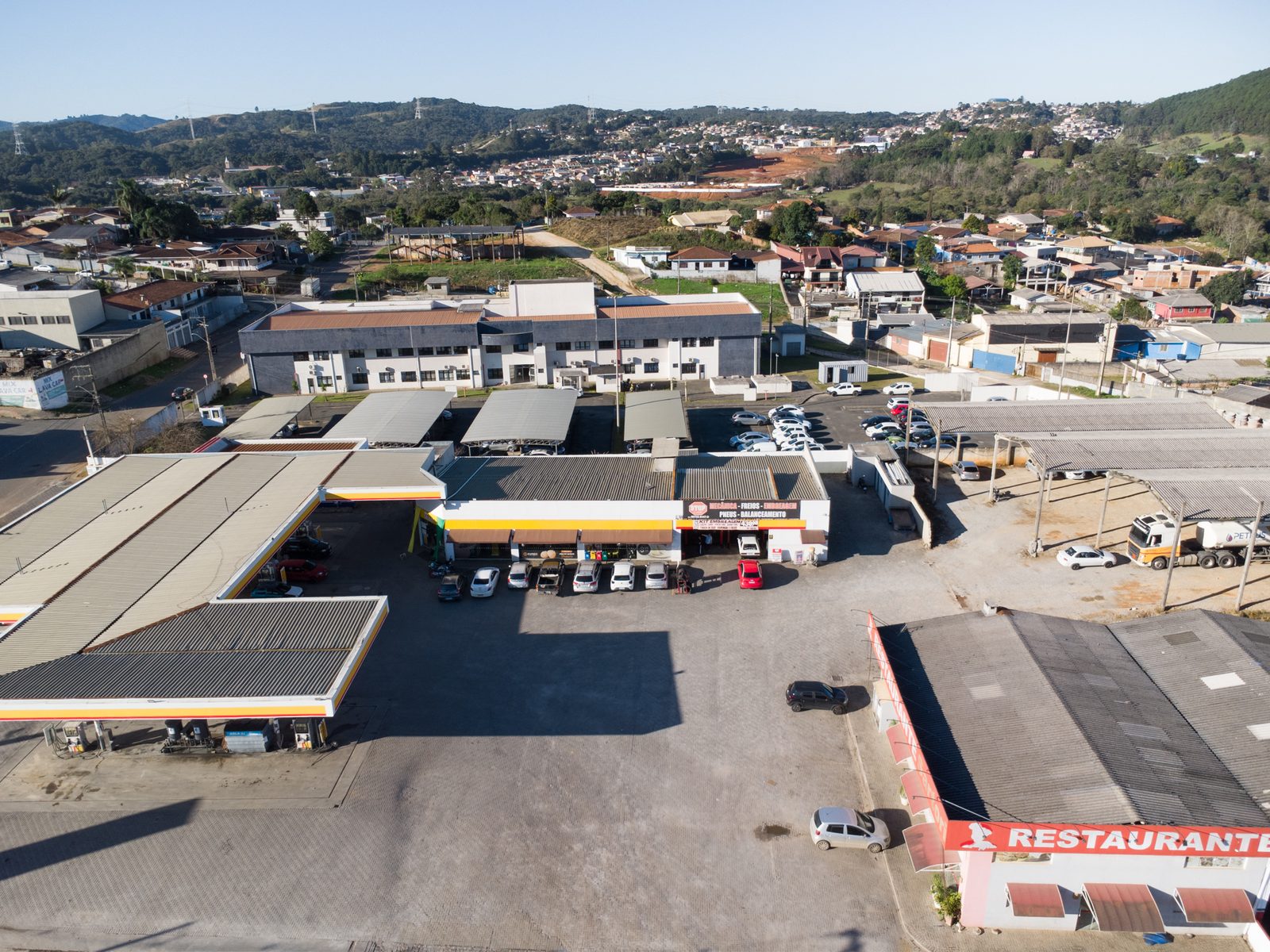 Vista aérea da Stop Car na Rodovia dos Minérios